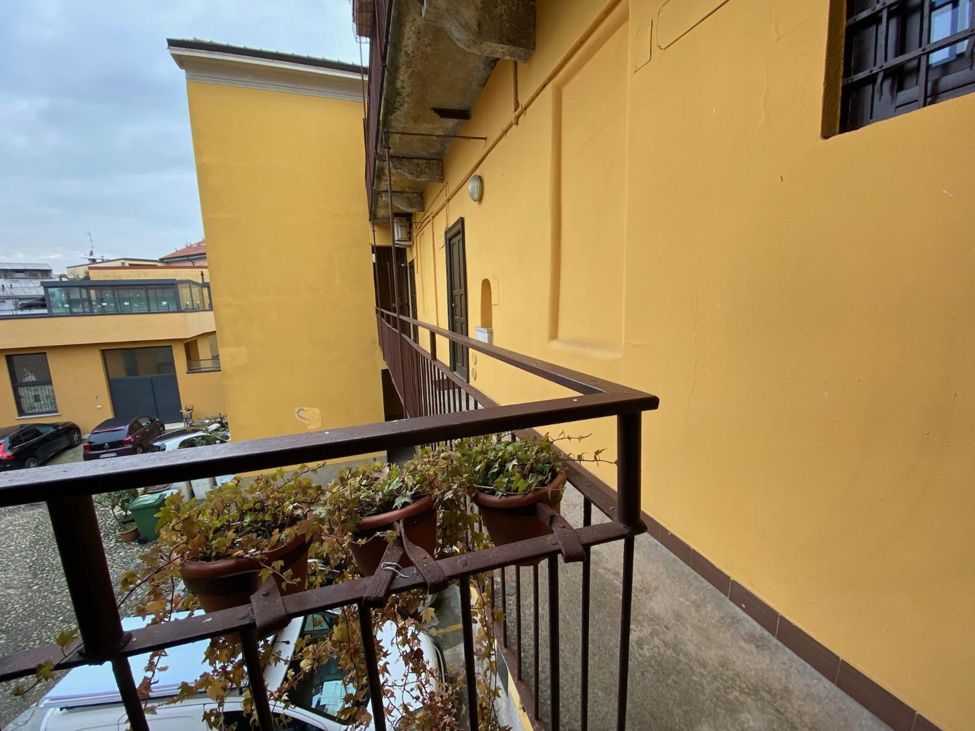 Monolocale Morimondo 1 Mailand Exterior foto